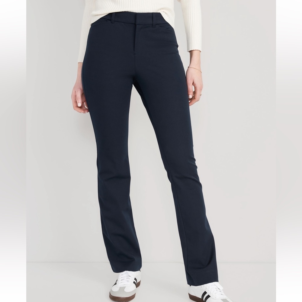 High-Waisted Pixie Flare Pants - Navy | Size 6